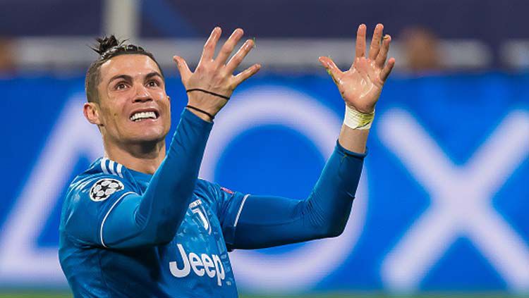 Detail Tanda Tangan Cristiano Ronaldo Nomer 29