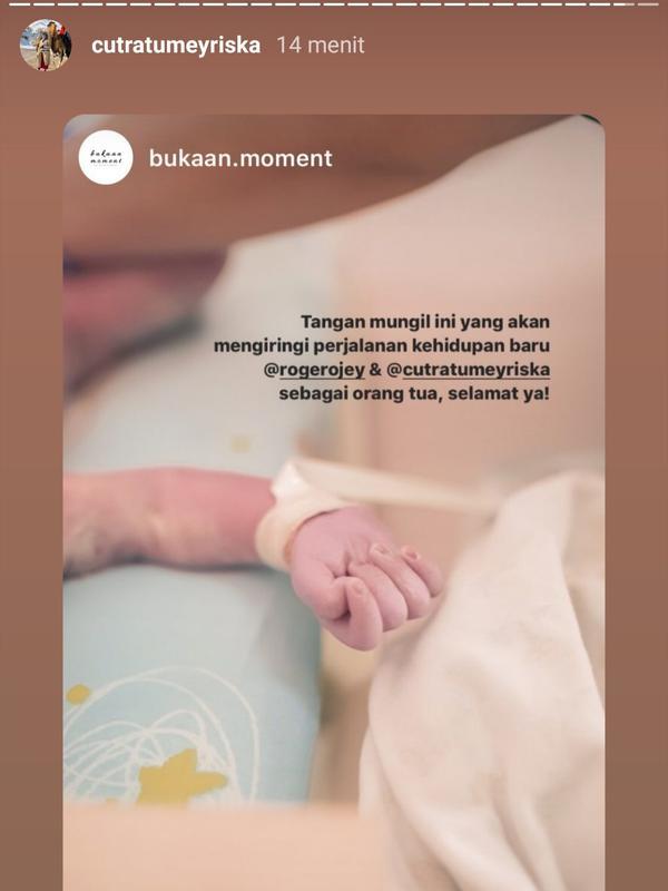 Detail Tangan Mungil Bayi Nomer 10