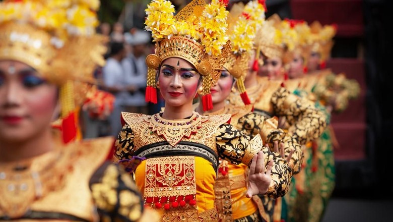 Tari Bali Gambar - KibrisPDR