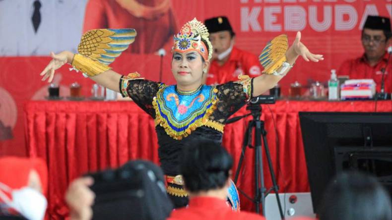 Detail Tari Garuda Nusantara Nomer 4