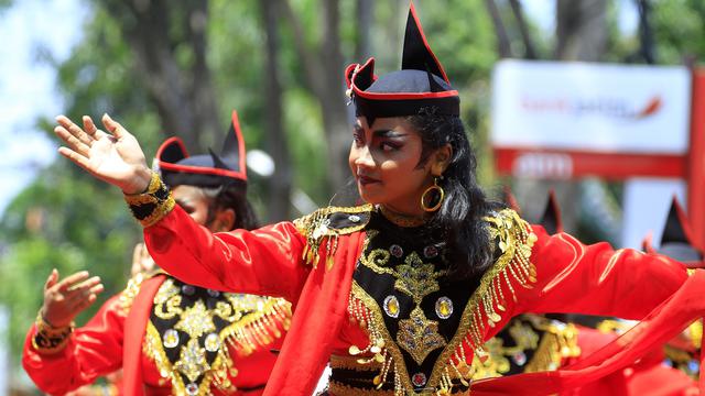 Detail Tarian Tradisional Indonesia Nomer 42