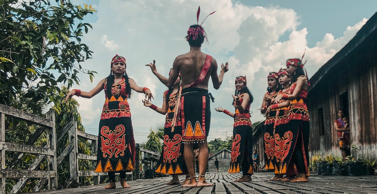 Detail Tarian Tradisional Indonesia Nomer 43