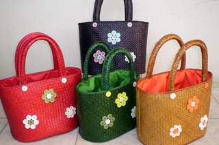 Detail Tas Daun Pandan Nomer 14