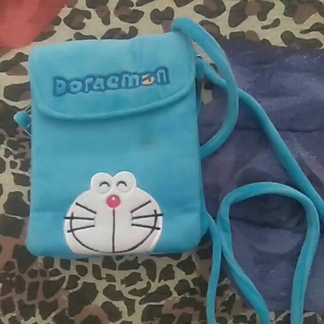 Detail Tas Kecil Doraemon Nomer 32