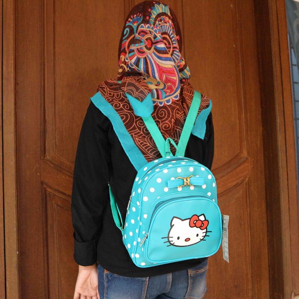 Detail Tas Kecil Hello Kitty Nomer 46