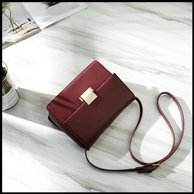 Detail Tas Merah Maroon Nomer 15