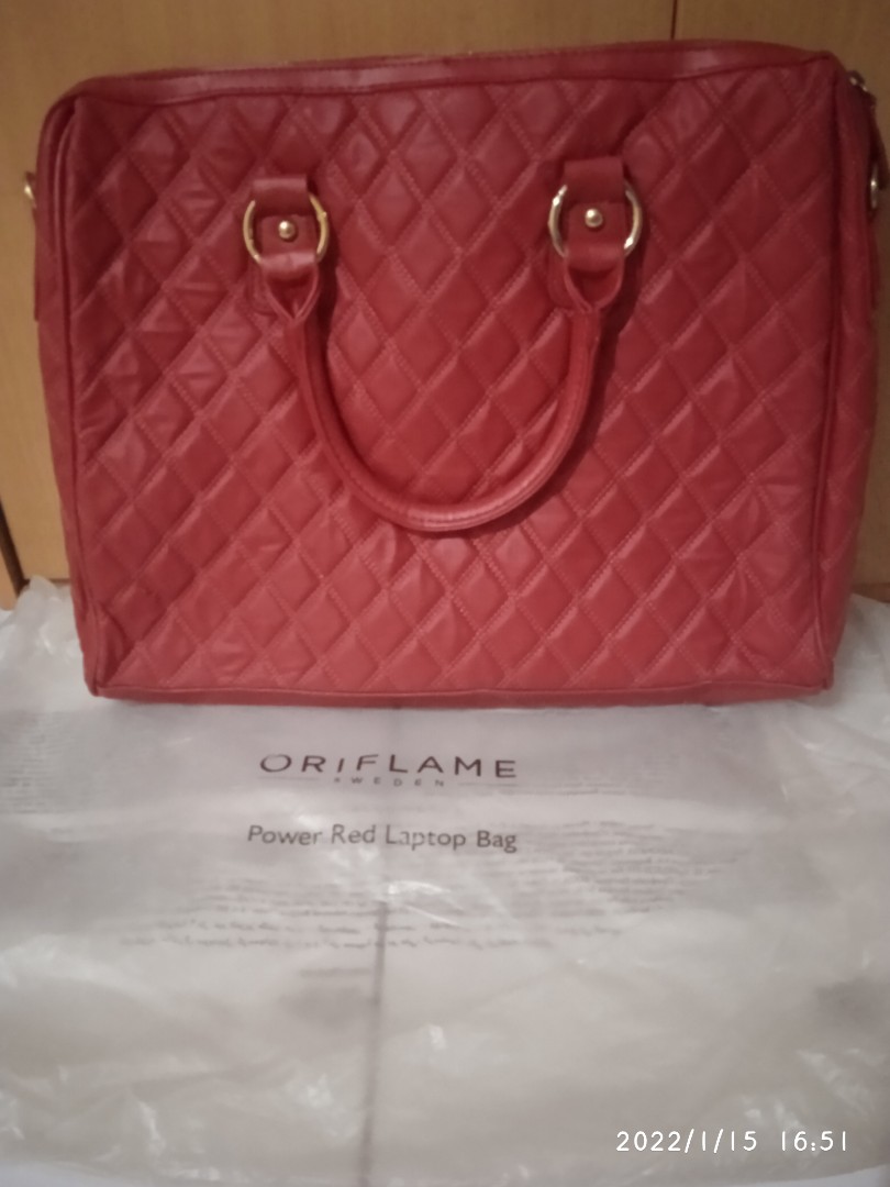 Detail Tas Oriflame Merah Nomer 47