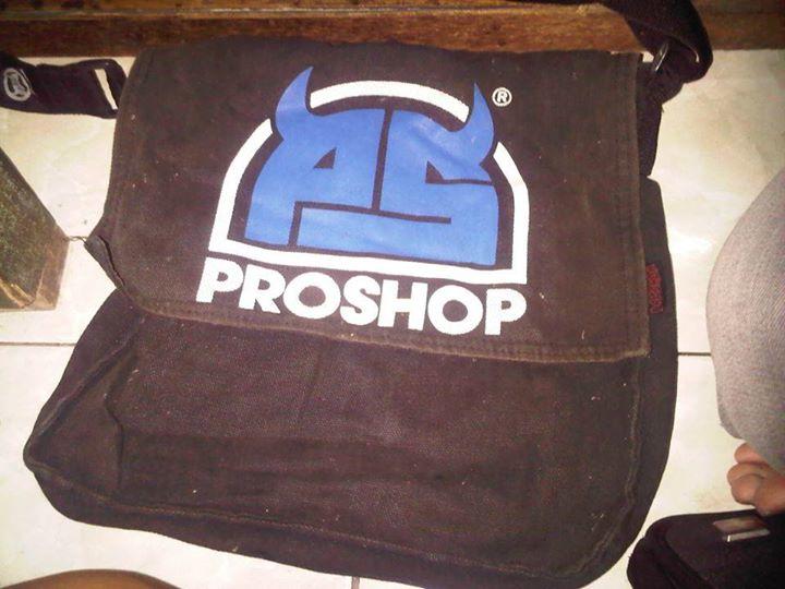 Detail Tas Selempang Proshop Nomer 13