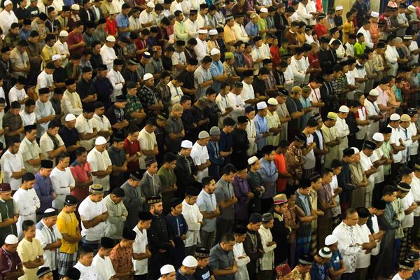 Detail Tata Cara Sholat Tarawih Di Rumah Sendiri Nomer 40