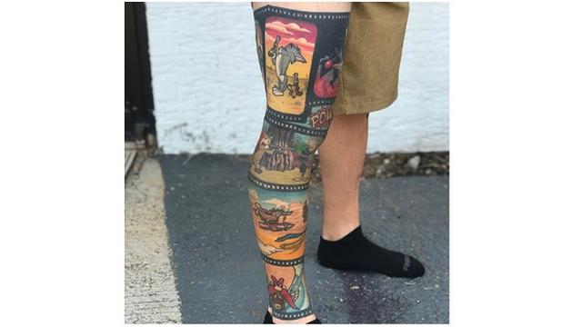 Detail Tato Abstrak Di Kaki Nomer 19