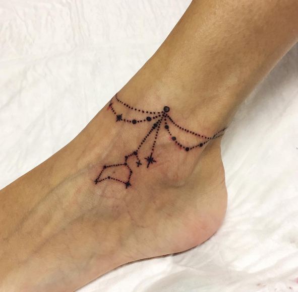 Detail Tato Di Kaki Simple Nomer 38