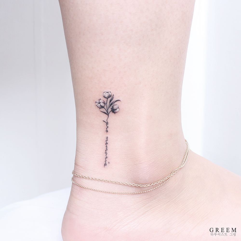 Detail Tato Di Kaki Simple Nomer 6
