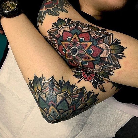 Detail Tato Di Perut Pria Nomer 24