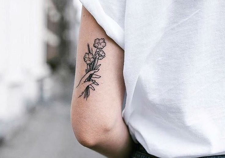 Detail Tato Di Punggung Simple Nomer 28