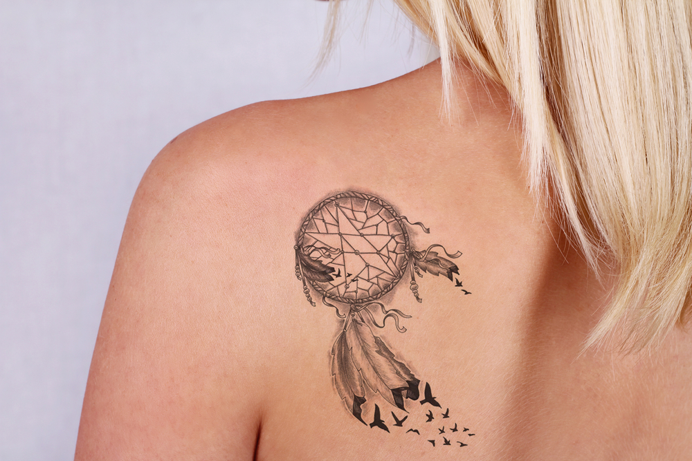 Detail Tato Di Punggung Simple Nomer 41