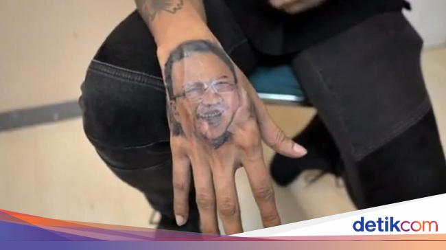 Detail Tato Di Telapak Tangan Atas Nomer 41