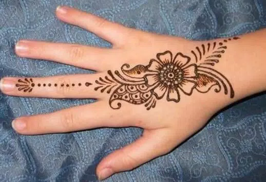 Detail Tato Henna Simple Nomer 46