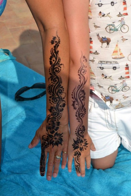 Detail Tato Henna Tangan Simple Nomer 35