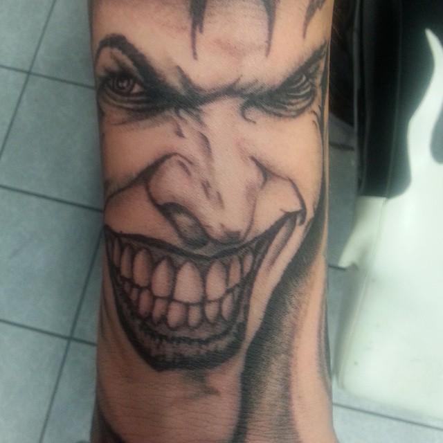 Detail Tato Joker Di Tangan Nomer 44