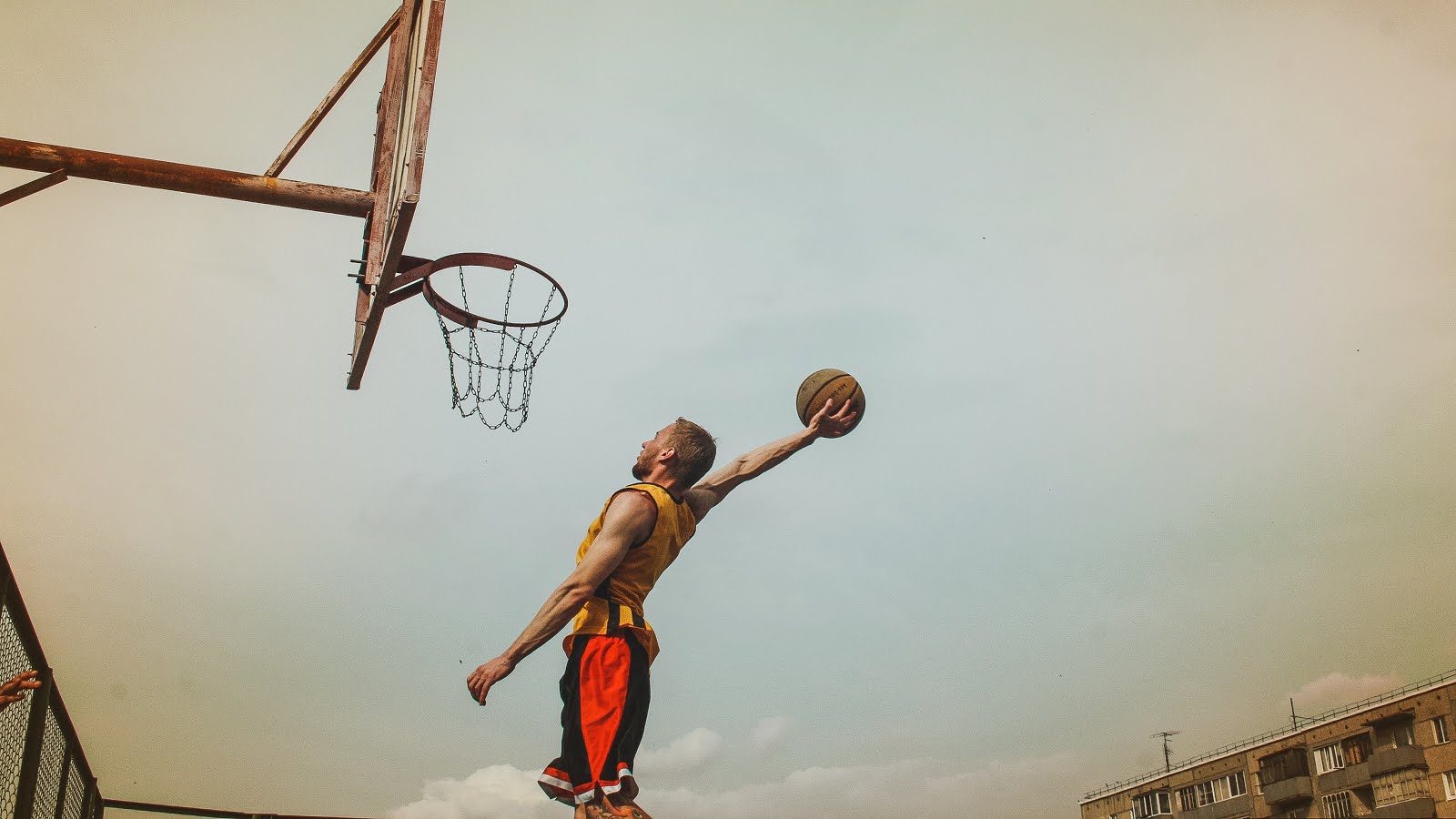 Detail Teknik Melempar Bola Bola Basket Beserta Gambar Nomer 29