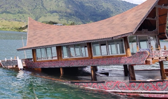 Detail Tenggelam Kapal Di Danau Toba Nomer 33