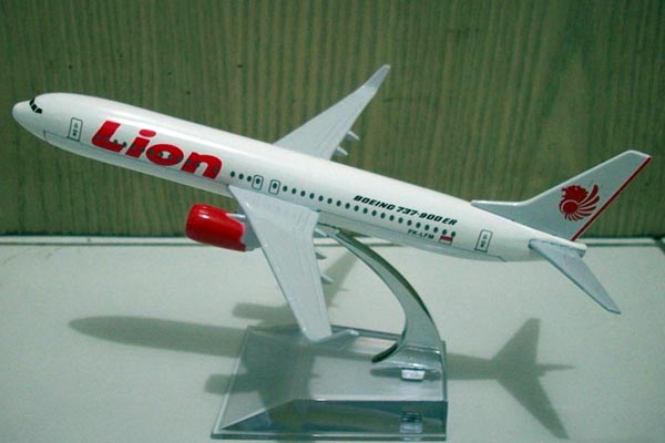 Detail Toko Miniatur Pesawat Nomer 25