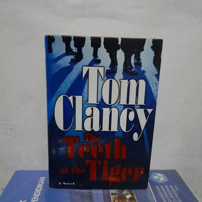 Detail Tom Clancy Buku Nomer 16