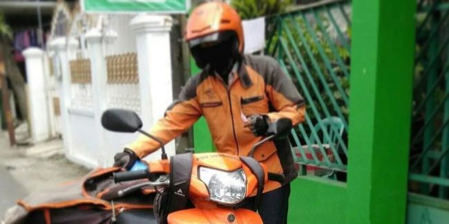 Detail Tukang Pos Adalah Nomer 4