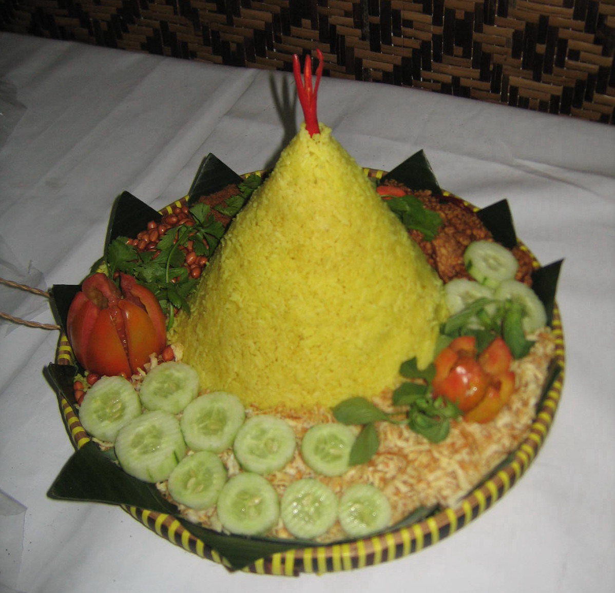 Detail Tumpeng Ucapan Ulang Tahun Nomer 45