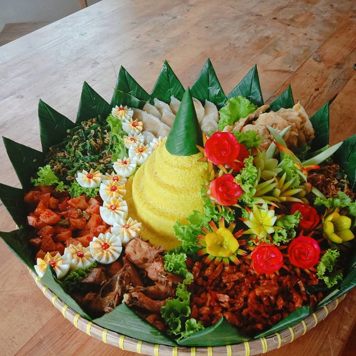 Detail Tumpeng Ucapan Ulang Tahun Nomer 47