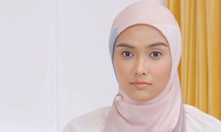 Detail Tutorial Hijab Buat Lebaran Nomer 50