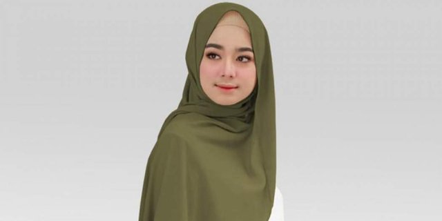 Detail Tutorial Hijab Panjang Simple Nomer 48