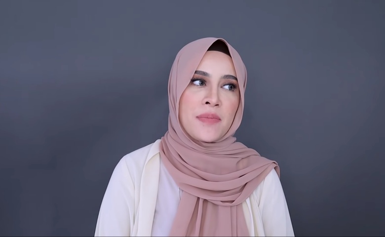 Detail Tutorial Hijab Panjang Simple Nomer 50