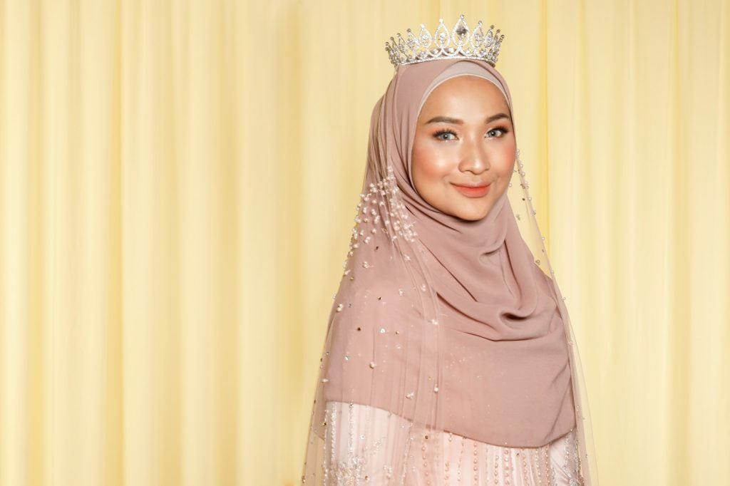 Detail Tutorial Hijab Tunangan Nomer 26