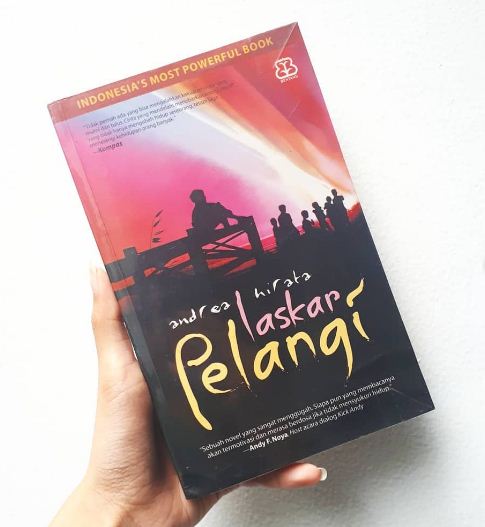 Detail Ulasan Buku Laskar Pelangi Nomer 49