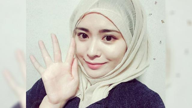 Detail Wanita Cantik Berjilbab Kumpulan Foto Nomer 23