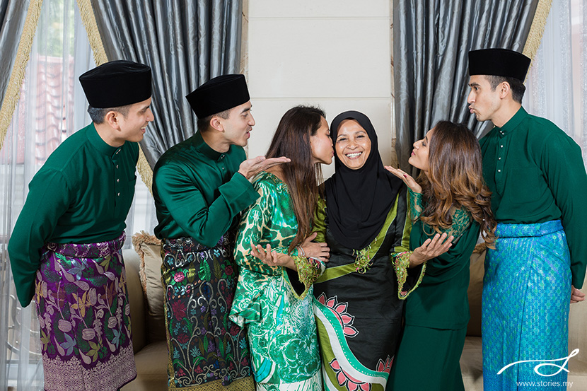 Detail Warna Baju Yang Bagus Untuk Foto Studio Nomer 51