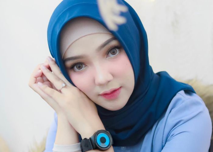 Detail Warna Jilbab Yang Cocok Untuk Baju Biru Muda Nomer 14