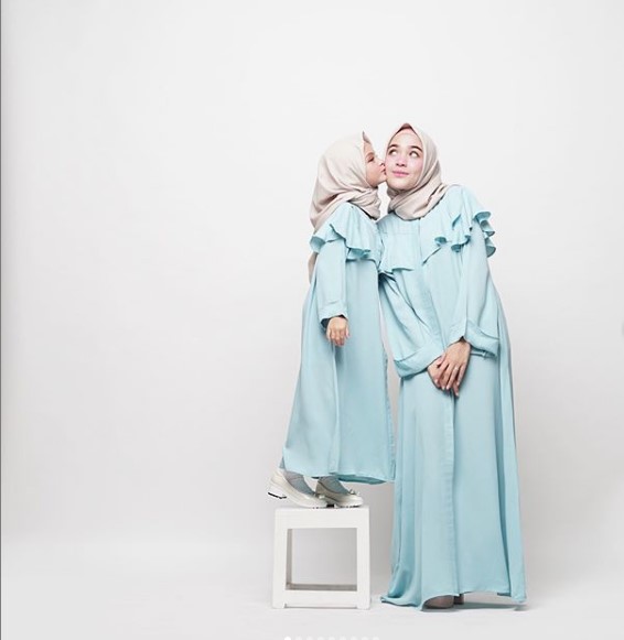Detail Warna Jilbab Yang Cocok Untuk Baju Biru Muda Nomer 32