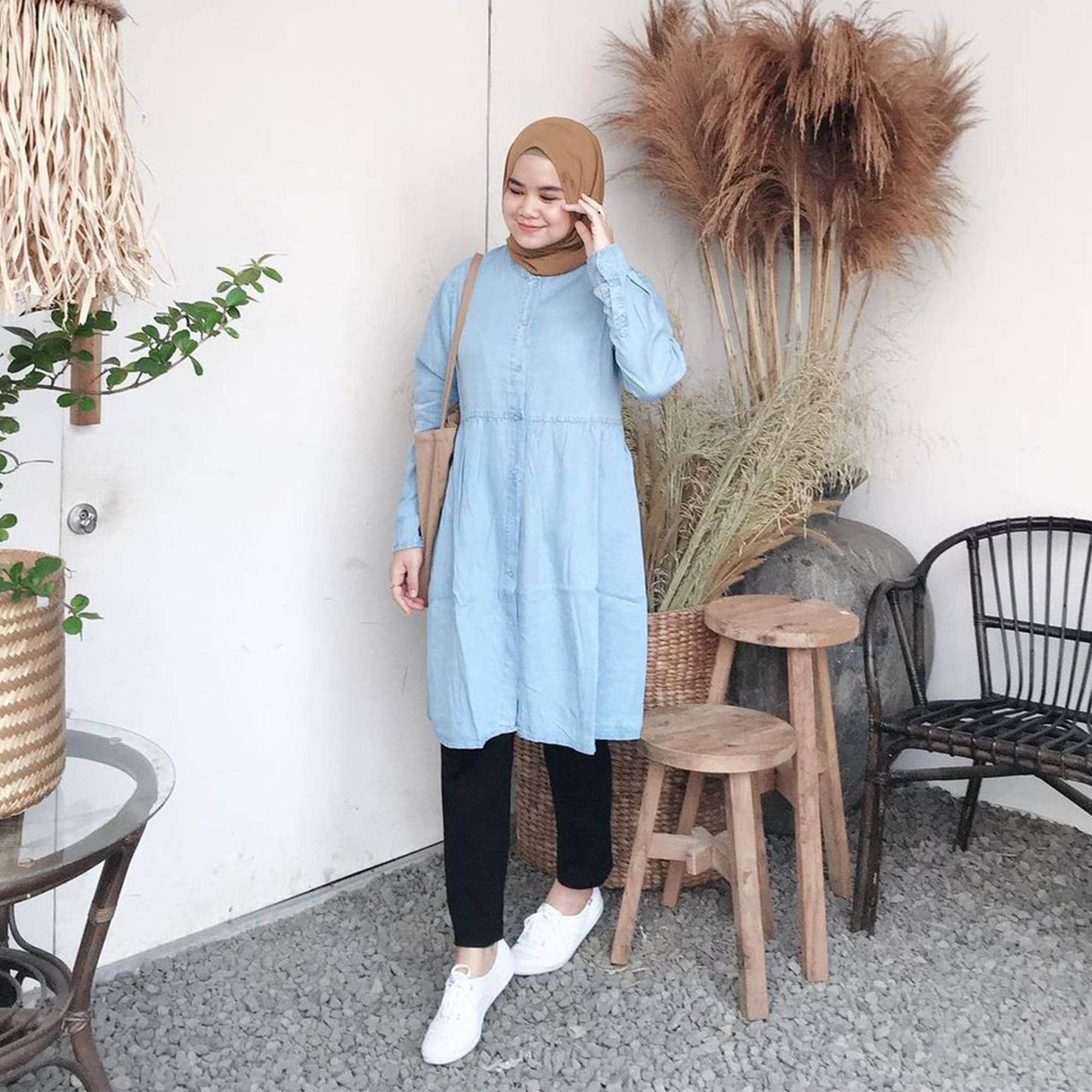 Detail Warna Jilbab Yang Cocok Untuk Baju Biru Muda Nomer 45