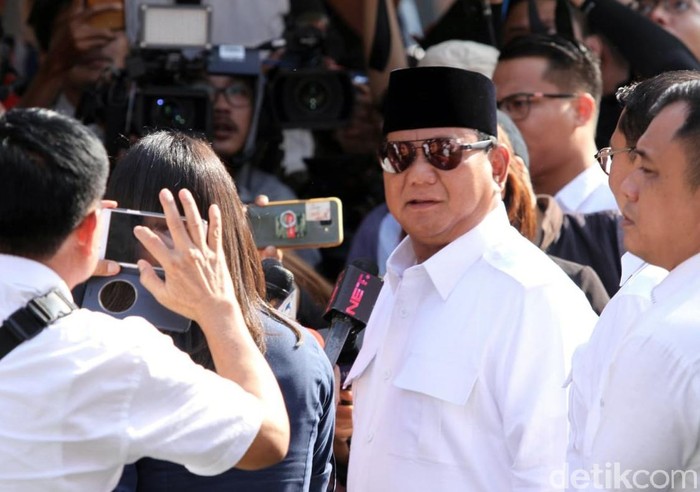 Detail Download Logo Salam Prabowo 2 Jari Nomer 55