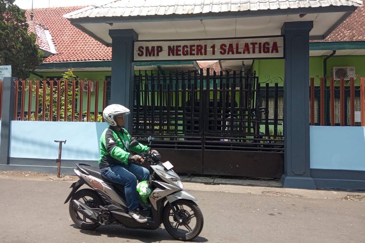 Detail Download Logo Smp N 8 Salatiga Nomer 29