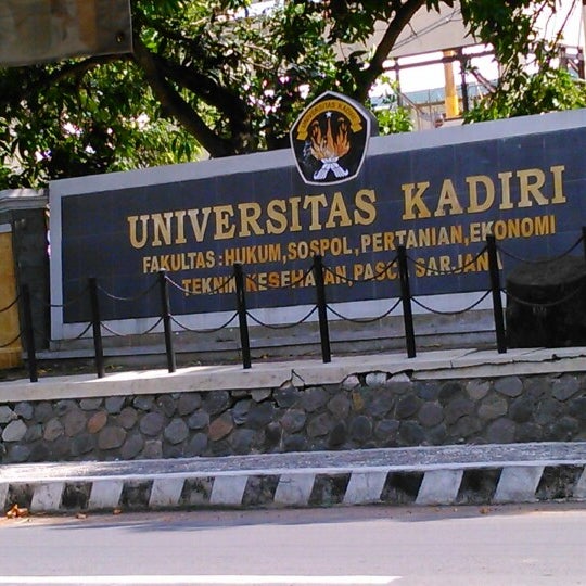 Detail Download Logo Universitas Kadiri Nomer 25