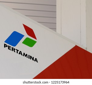 Detail Download Logo Universitas Pertamina Vector Free Nomer 39