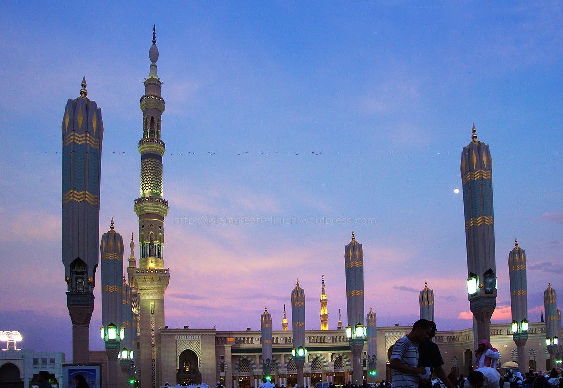 Detail Background Masjid Nabawi Nomer 22