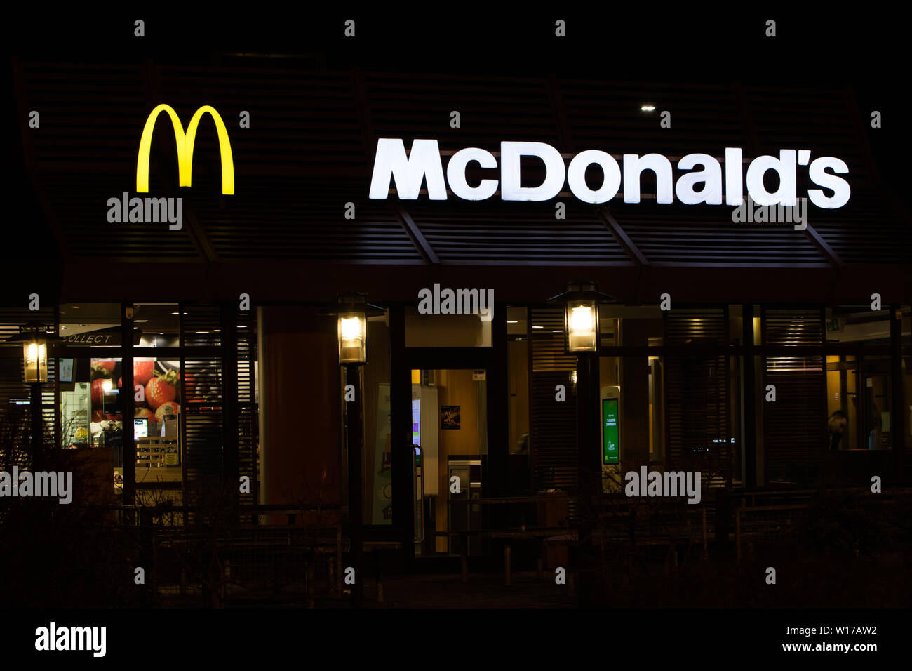 Detail Background Mcdonald Nomer 45