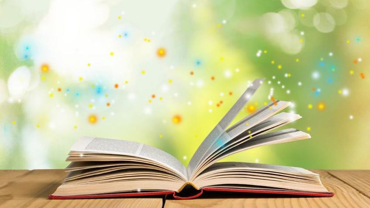 Detail Background Membaca Buku Nomer 16