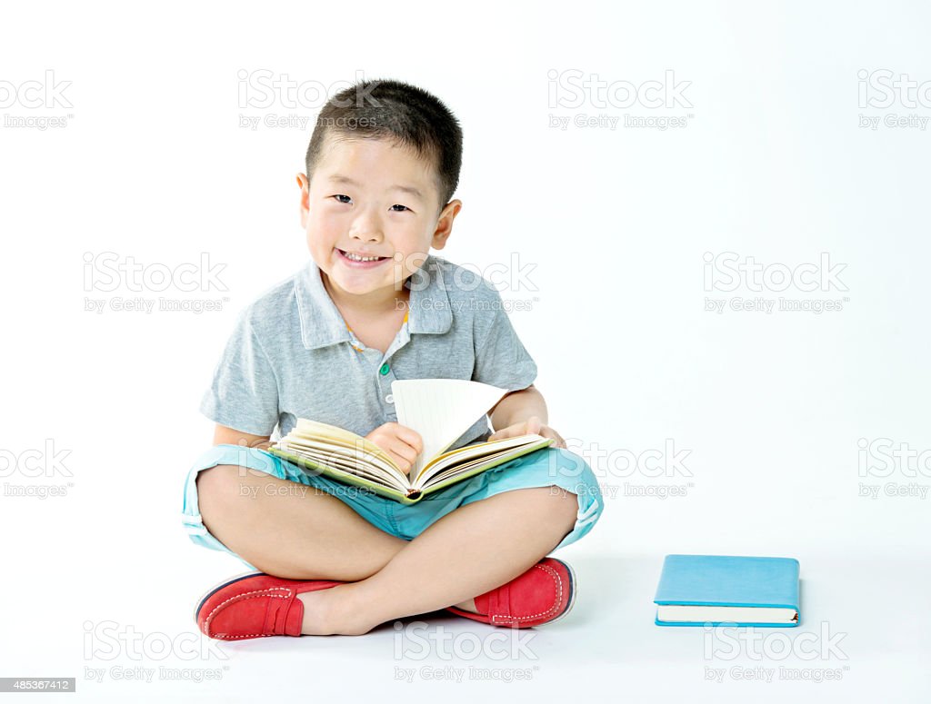 Detail Background Membaca Buku Nomer 31