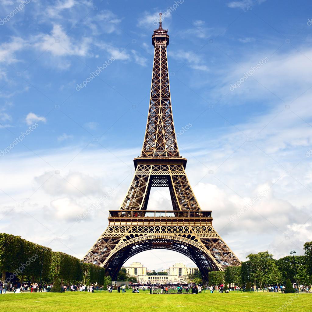 Detail Background Menara Eifel Nomer 11