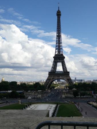 Detail Background Menara Eiffel Nomer 23